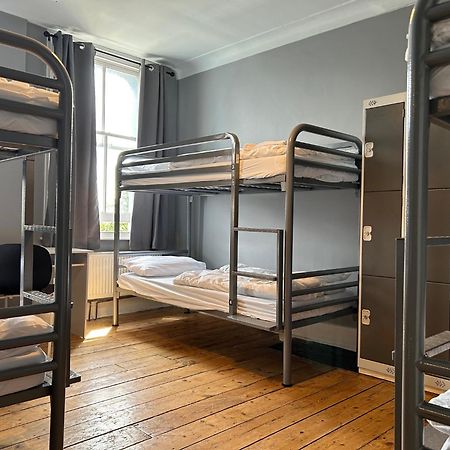 Cricketers Hostel ロンドン エクステリア 写真